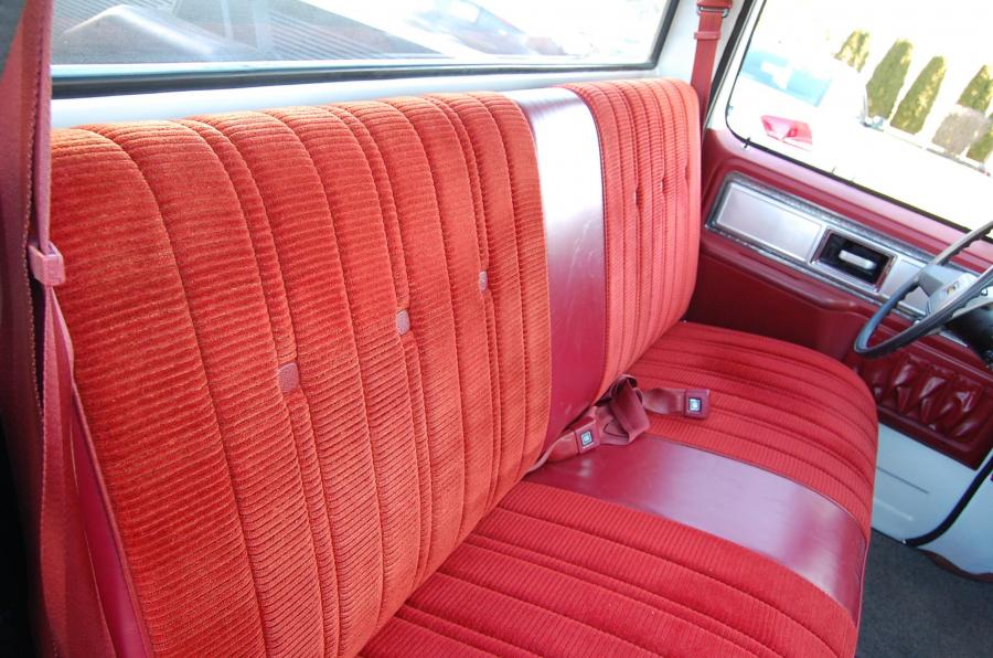 Интерьер Chevrolet C10 Scottsdale Sport Pickup 1979 года  (фото 48 из 58)